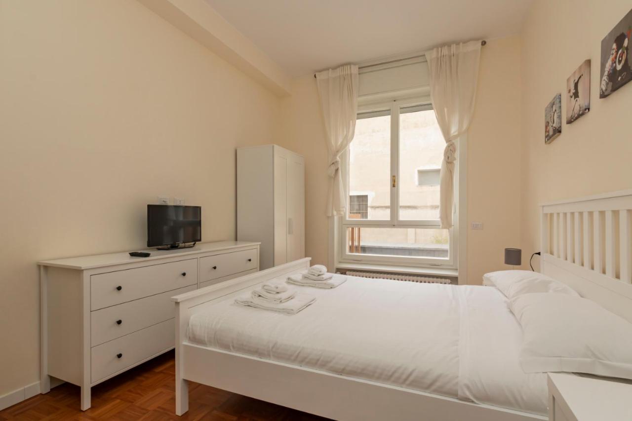 Joivy Modern 2bed Flat With Balcony, 250m From M5 Foppa And M2 Sant'agostino Milan